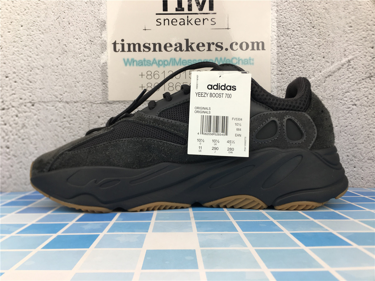 Yeezy Boost 700 Utility Black FV5304